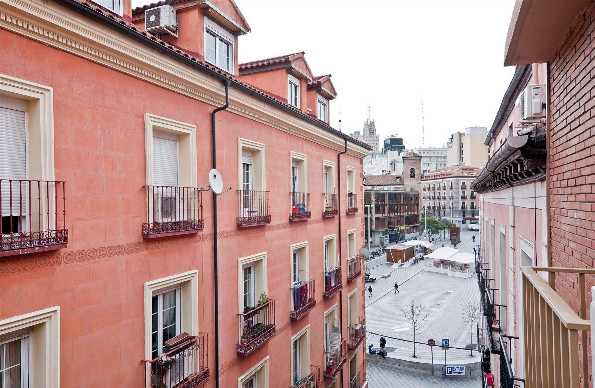 Apartamentos Aqui Me Quedo - Madrid — Photos 2